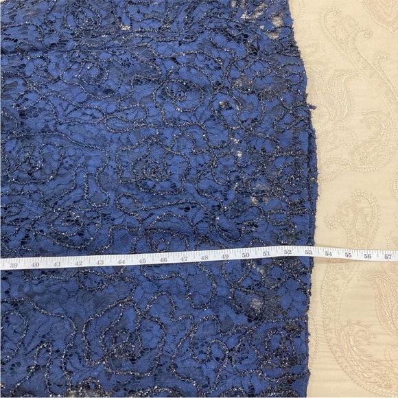 Xscape Elegant Navy Off-Shoulder Lace size 6 NWOT Navy - Picture 6 of 7